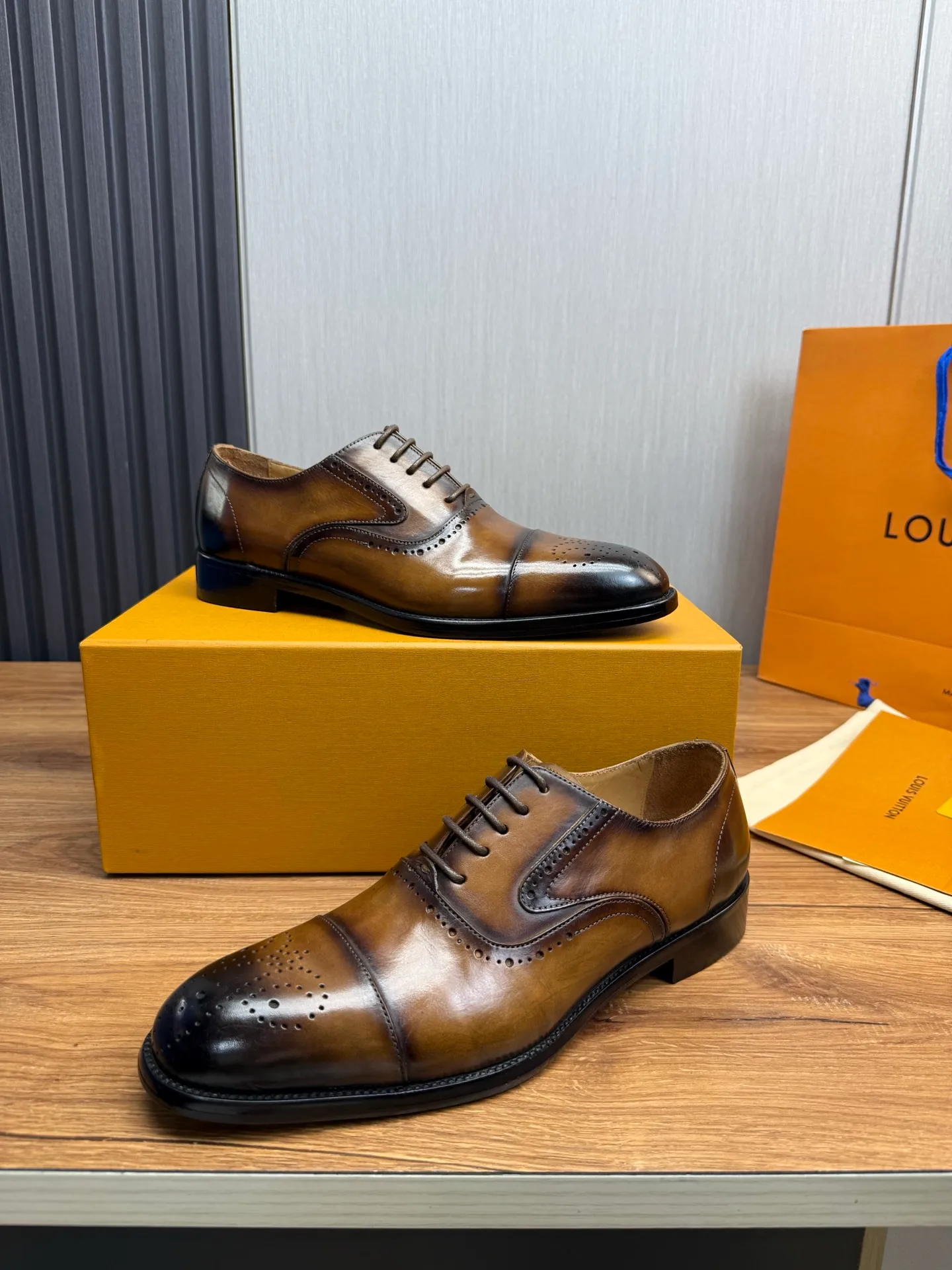 Men's shoes💰760💰 LV. Men's business casual leather shoes, 1:1 shipment ⬆️Luxurious and noble👞All imported original brand leather, just to create a more comfortable wearing experience, upper: original cowhide ➕Imported full cow lining, original leather outsole ✔️36-45 (38.45 non-refundable)
